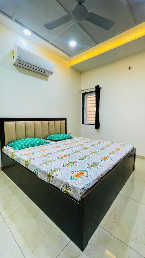 Luxurious 3 Bhk Villa In Bhuj - Shivani Homestay Extérieur photo